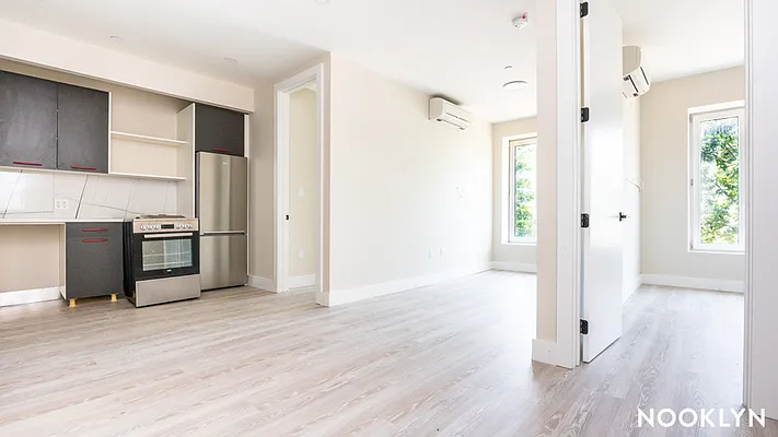 Rented by Nooklyn NYC LLC | media 13