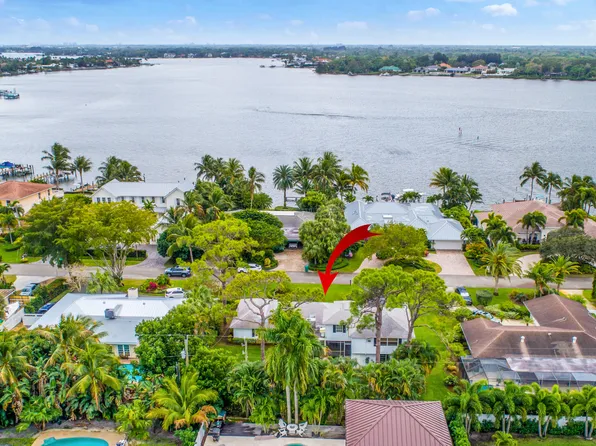 324 River Drive, Tequesta, FL 33469