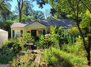 2042 Arlington Cir NW, Atlanta, GA 30318