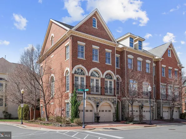 135 Tull Pl, Alexandria, VA 22304