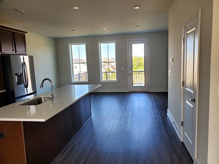 129 Galaxy Pl — Photo 8