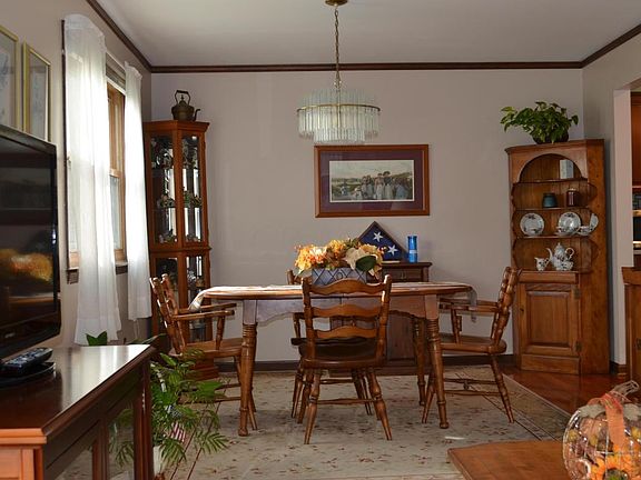 2nd image of 5859 Lawrence Rd