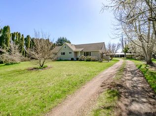 39282 River Dr, Lebanon, OR 97355