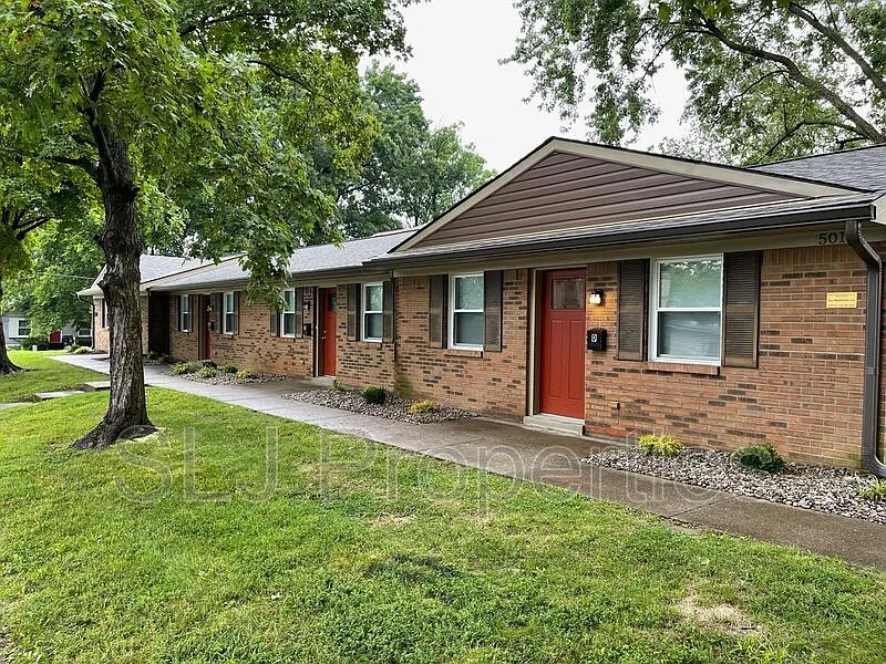 1 bed, 1.0 bath, 650 sqft, $910 — Photo 1