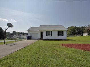 3941 Silver Chalice Dr, Winston Salem, NC 27101