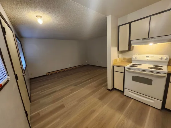 Two-Bedroom Home Available, 12210-12218 E Lenora Dr #1-03, Spokane, WA 99206