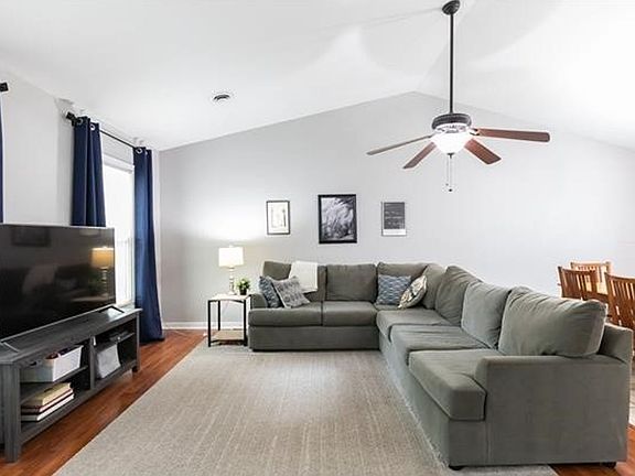 5th image of 4708 Candlelight Ln
