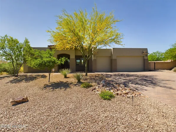 8990 E Bear Cub Pl, Tucson, AZ 85749