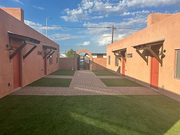 5th image of 1006 N Anita Ave #2