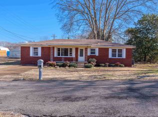 4110 Hayes St, Florence, AL 35633
