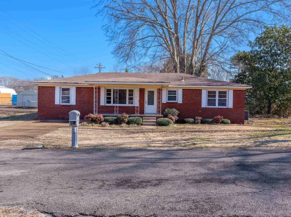 4110 Hayes St, Florence, AL 35633