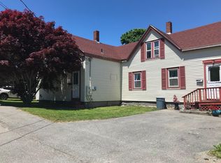 72 Crescent St, Rockland, ME 04841