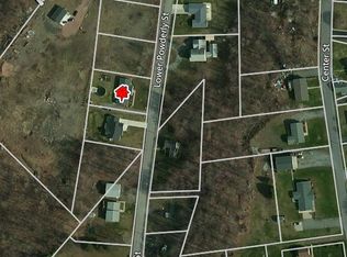 60 Lower Powderly St, Carbondale, PA 18407
