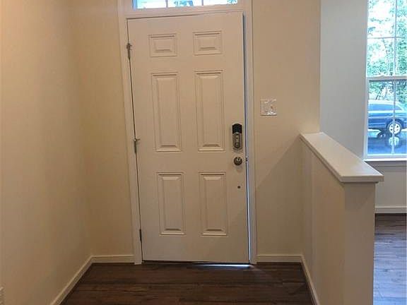 3rd image of 4030 Rivermere Ln