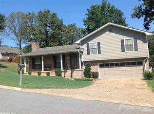 12 Oakleaf Ln, Sherwood, AR 72120