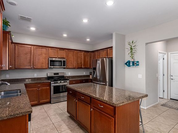 5th image of 9072 W Blue Saguaro St
