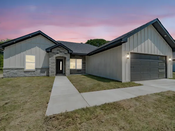219 Harris Blvd, Malakoff, TX 75148
