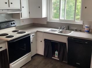 111 Central St, West Boylston, MA 01583