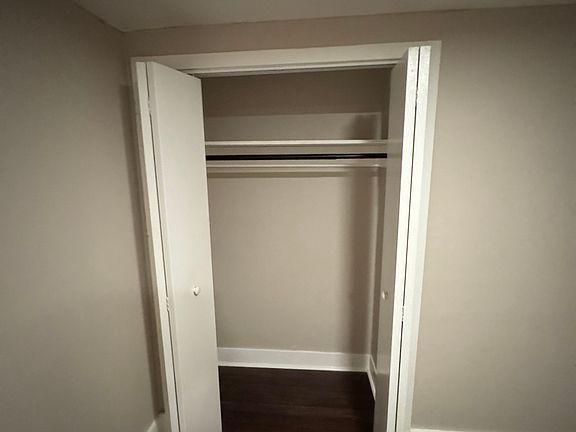5th image of 9 Washington Pl Floor Basement