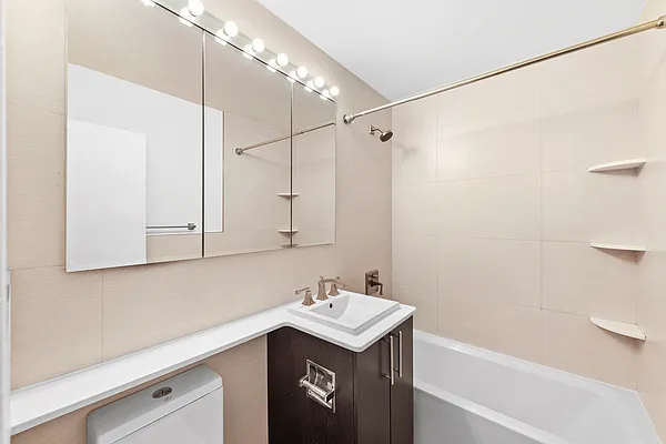 Rented by Douglas Elliman | media 20