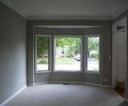5th image of 629 Clarendon Ln