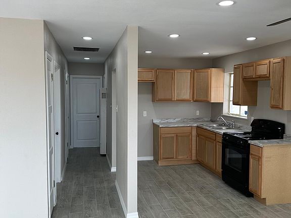2nd image of 3521 Sheppard Ave