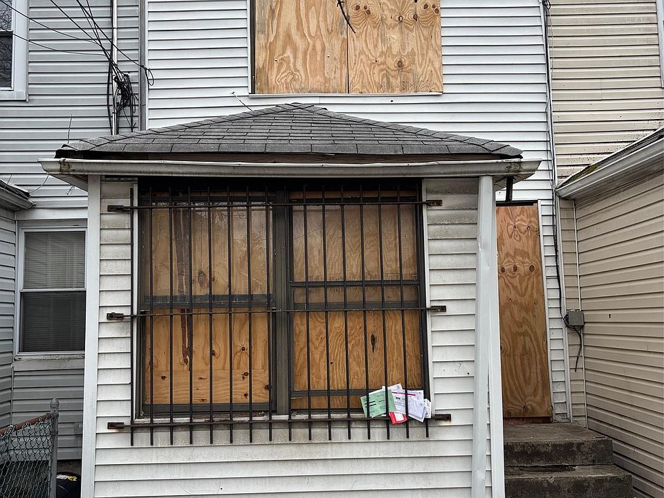 2nd image of 153-26 Foch Boulevard