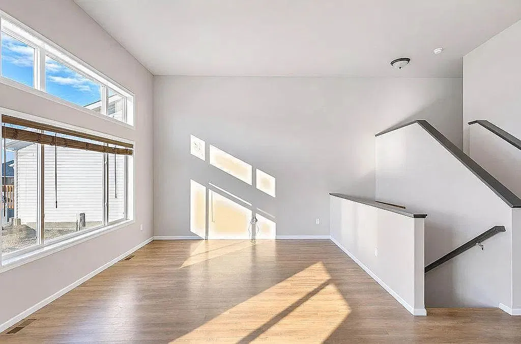 4 bed, 3.0 bath, $2,695 — Photo 2