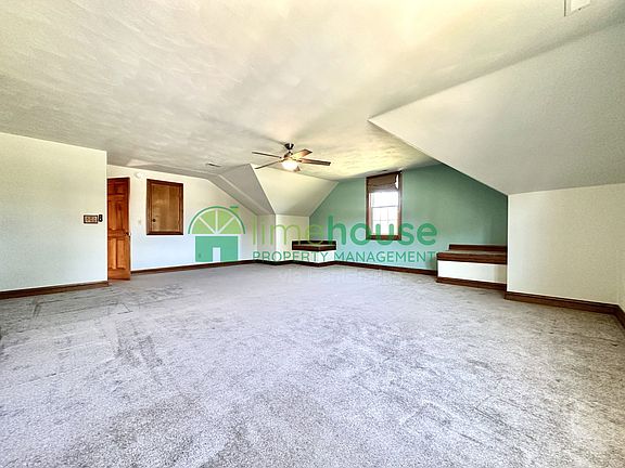 4th image of 700 Middle Ridge Dr