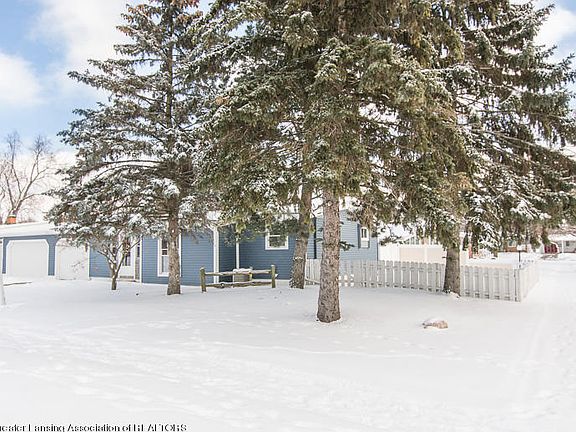 2nd image of 1404 Weber Dr