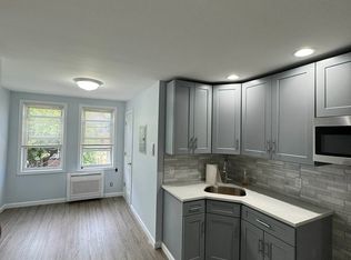 72-12 66th St #2L, Ridgewood, NY 11385