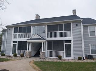 822 W Barrington Cir, Jackson, MI