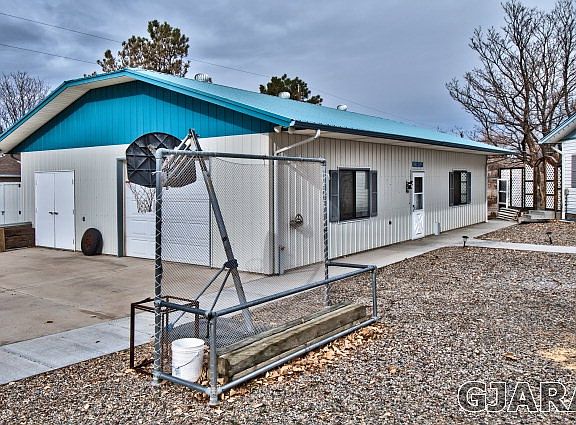 4th image of 2642 Cottonwood Dr