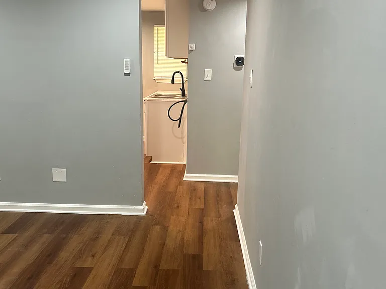 338 Albert Ln #338 — Photo 8