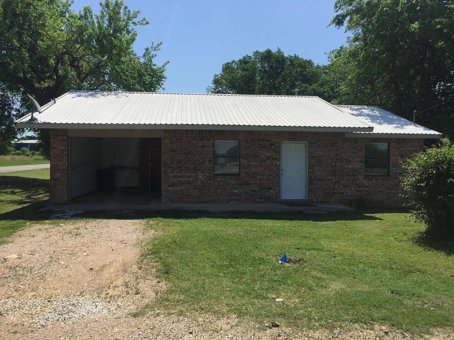 1202 S Finney St, Coalgate, OK 74538 Zillow