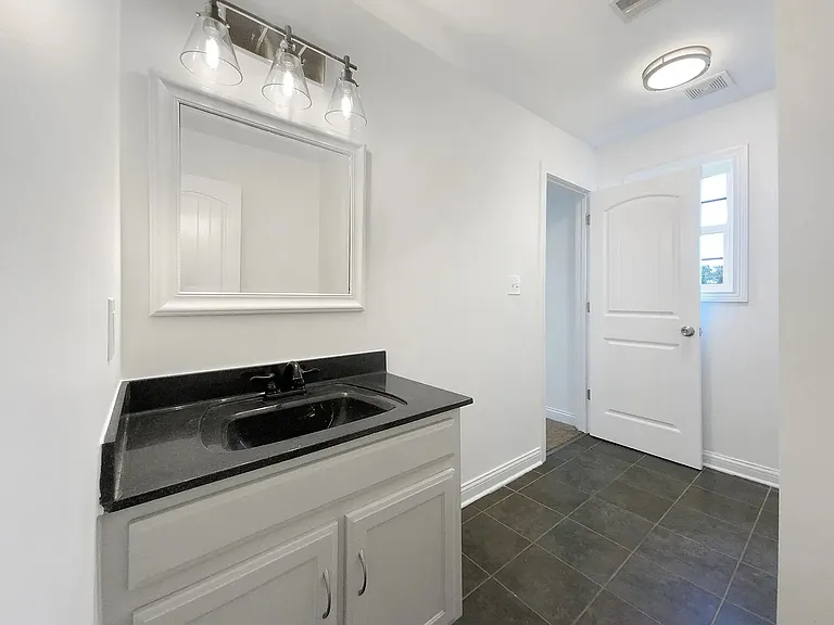 1575 Cobra Ln — Photo 14