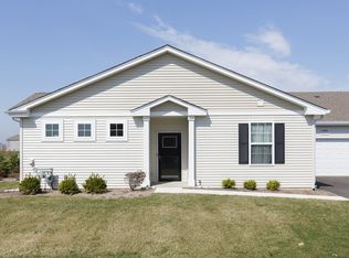 1177 Crestview Ln, Hampshire, IL 60140