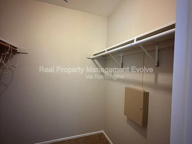 2401 W Fremont Dr — Photo 21