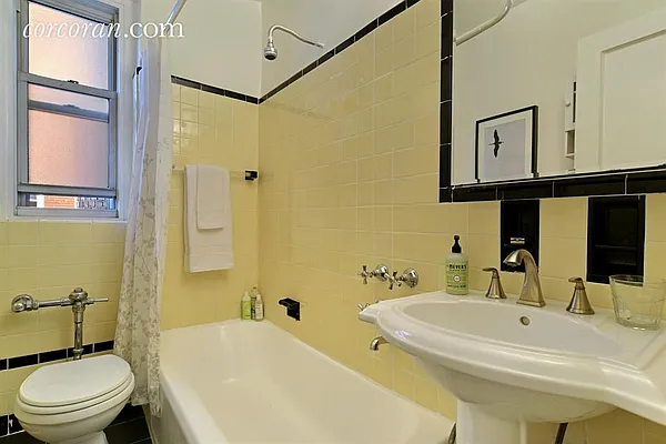 Sold by Corcoran | media 24