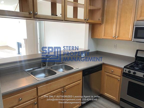 4th image of 2969 Kelton Ave APT 305