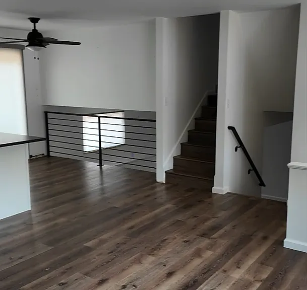 1404 Elm St — Photo 1