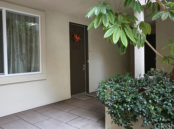 5th image of 14412 Killion St Unit 109