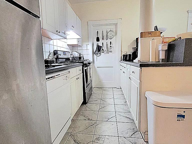 94 Pleasant St #3 — Photo 4