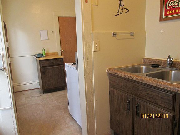 5th image of 29 W Arndt St