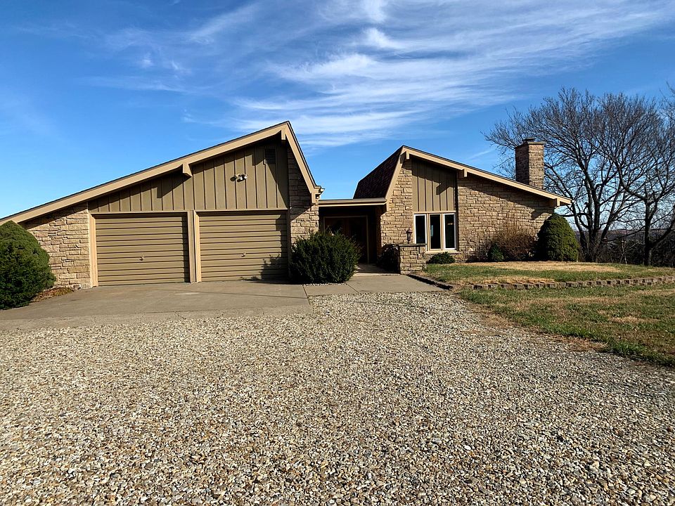1st image of 3120 Driftwood Dr