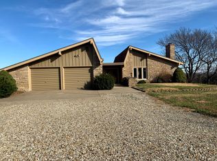 3120 Driftwood Dr, Manhattan, KS 66503