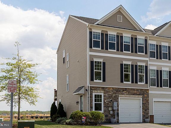 2nd image of 144 Solara Dr