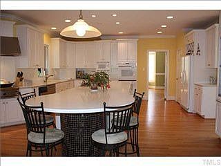 2nd image of 304 Silver Creek Trl