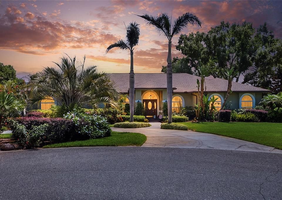 1st image of 2428 WILDWOOD COURT