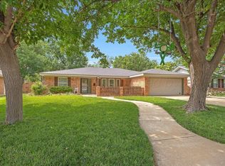 6215 Elmhurst Rd, Amarillo, TX 79106